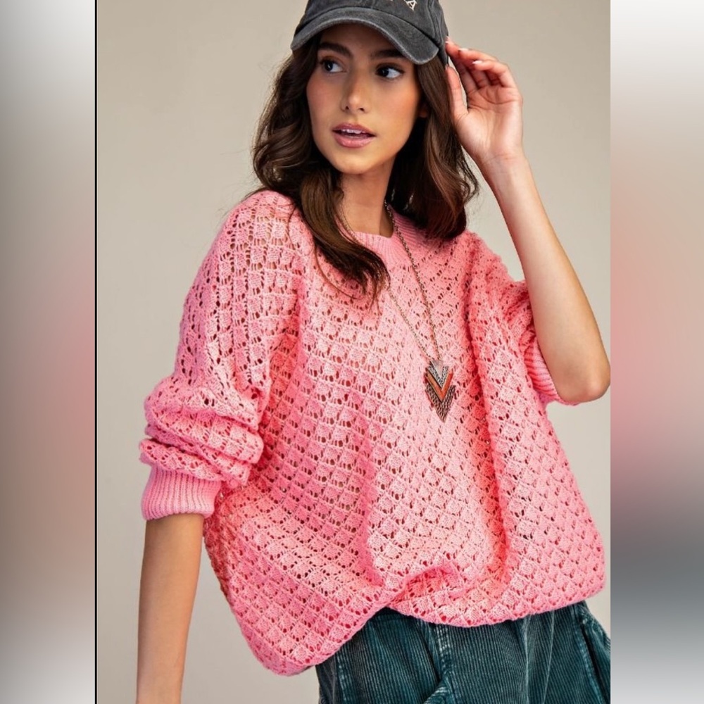 NWOT Easel Pink Open-Knit Boxy Sweater Medium